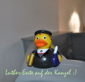 Luther-Ente auf der Kanzel der evangelischen Kirche zu Ruppichteroth ;)