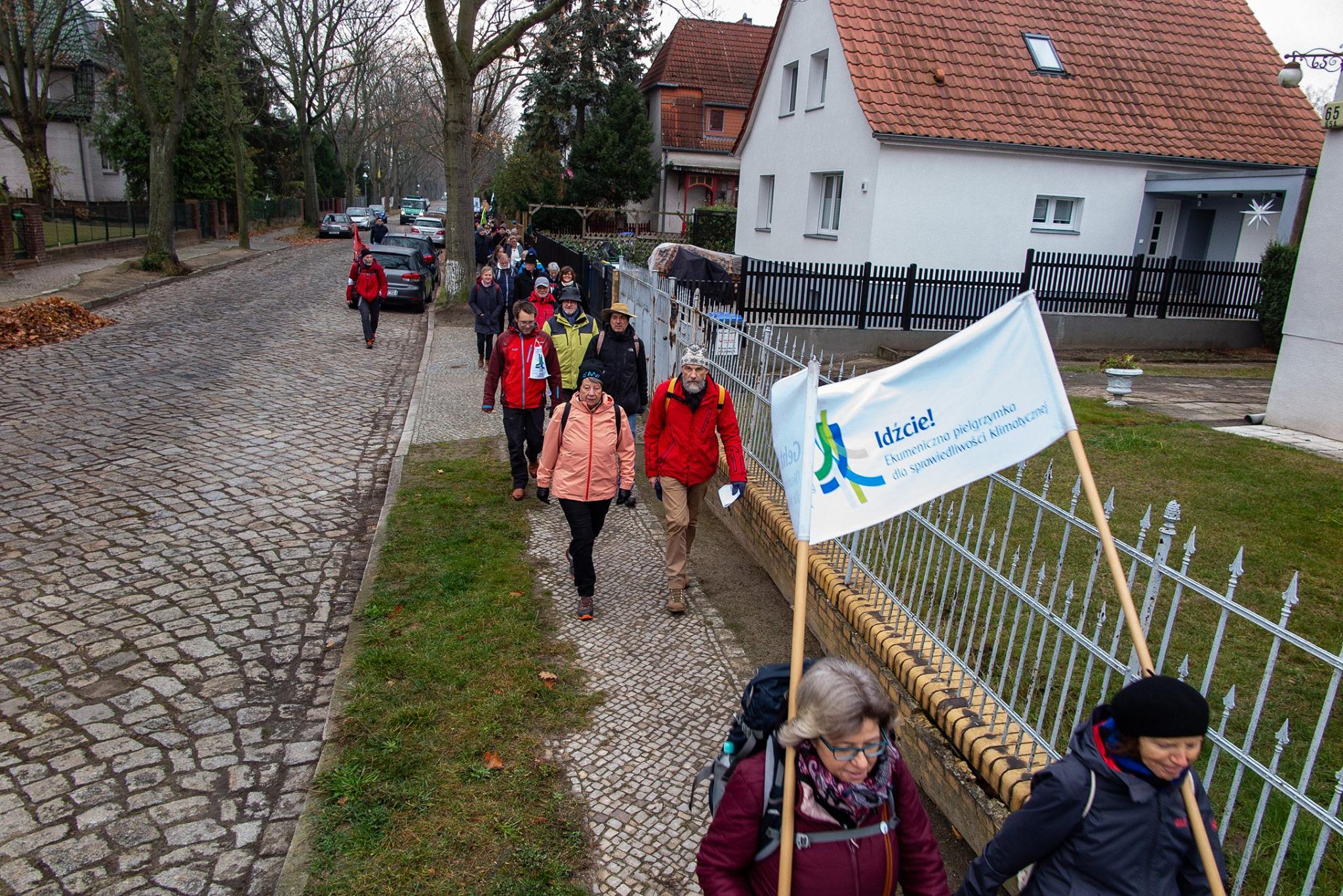 Mehr über den Artikel erfahren Trailer zum 3. Ökumenischen Pilgerweg für Klimagerechtigkeit 2018